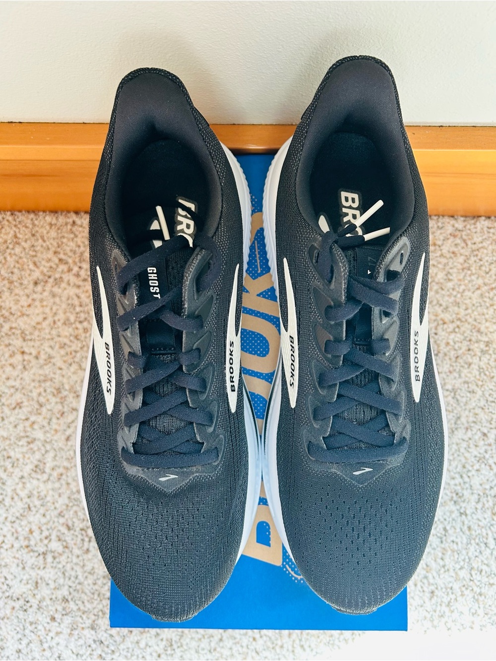 Brooks Black and White Men's Athletic Running Shoes
